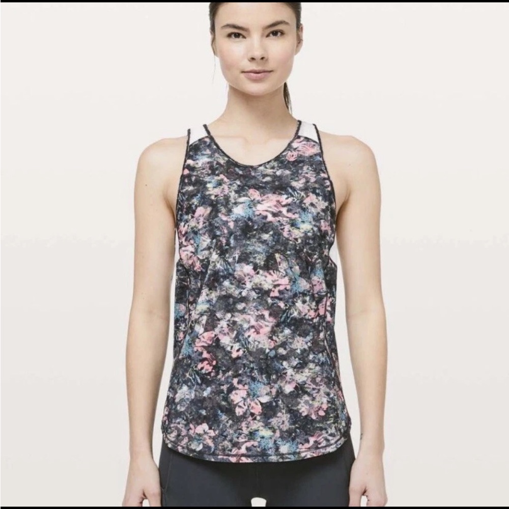 Lululemon Sculpt Tank II Size 4 Dappled Daze Multi Floral‎